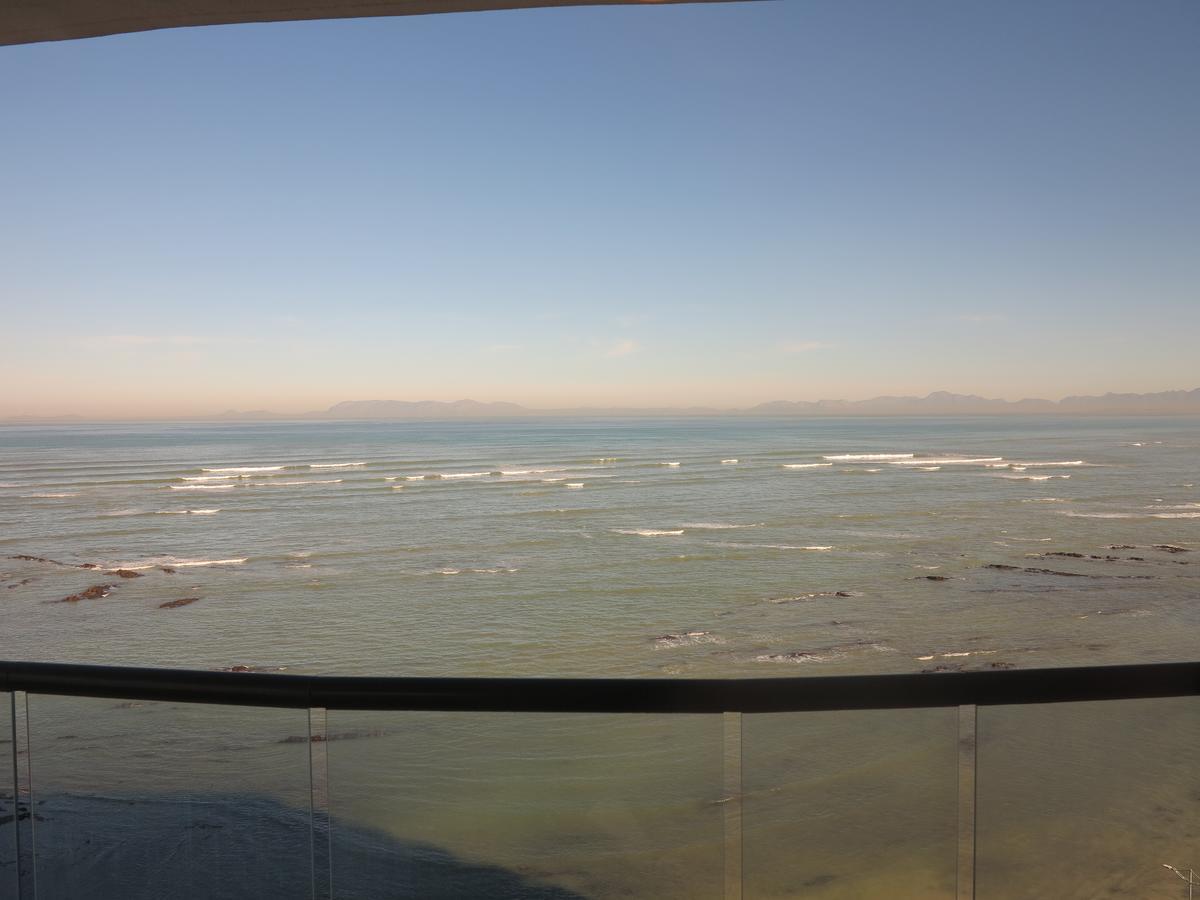 Апартаменты Beautiful Ocean Views Странд Экстерьер фото